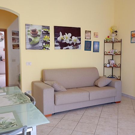 A Casa Di Ste - Vicino Aeroporto Falcone Borsellino Carini Buitenkant foto